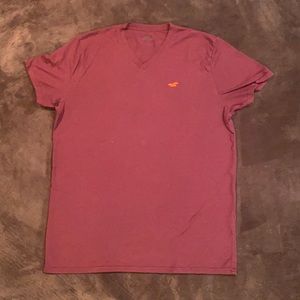 Hollister vneck tshirt